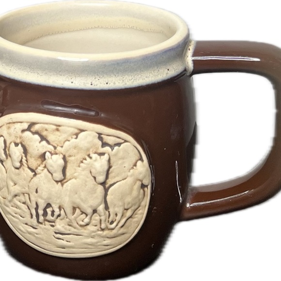 Stonewear Mugs Western, Horses, Crackerbarrel Set of 3 EUC - Picture 7 of 7